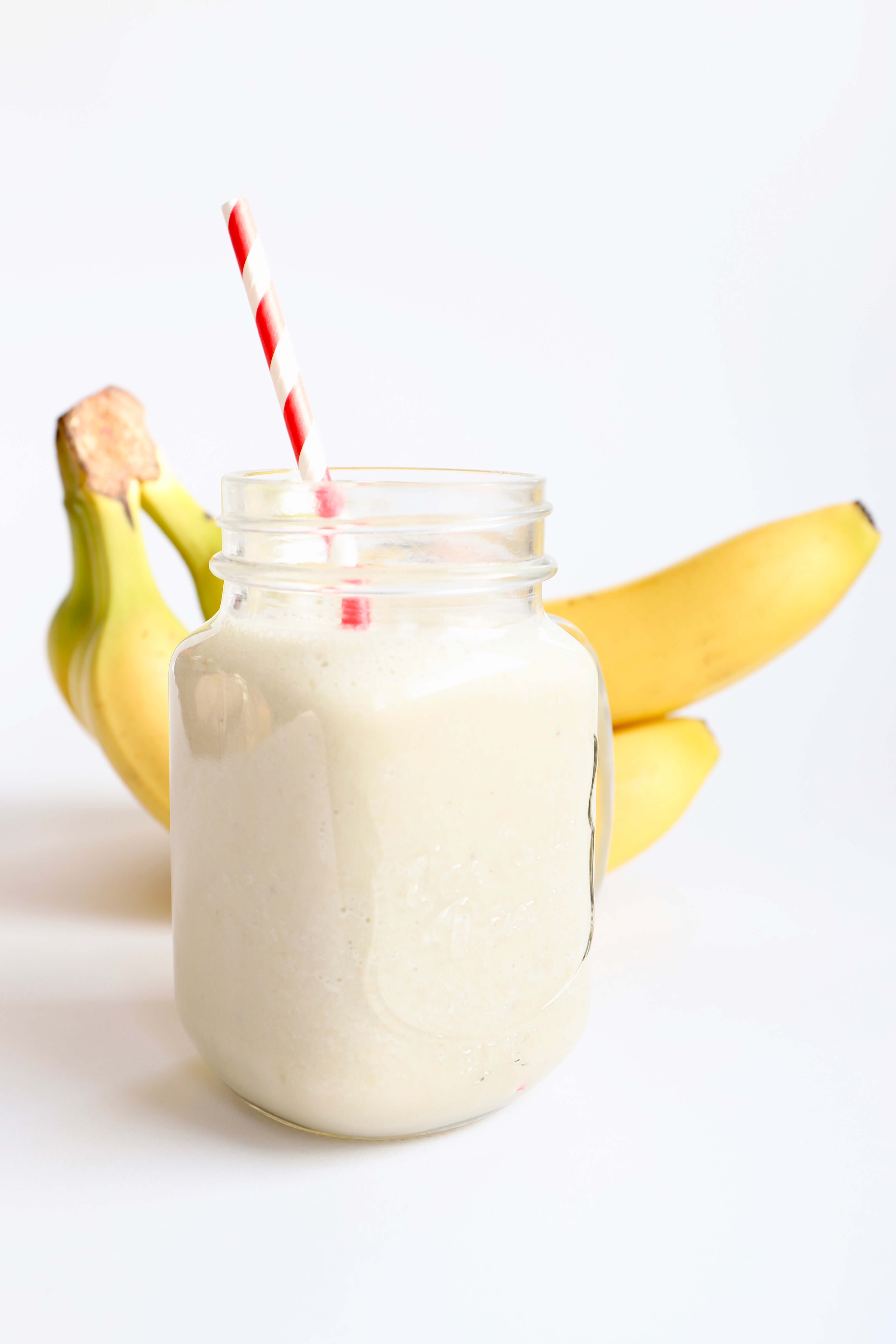 Low-Calorie Banana Smoothie - Spoonful of Kindness