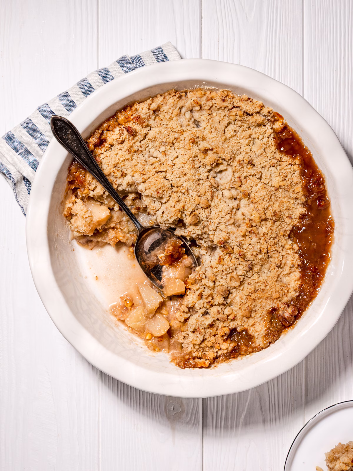 Vegan Apple and Pear Crumble