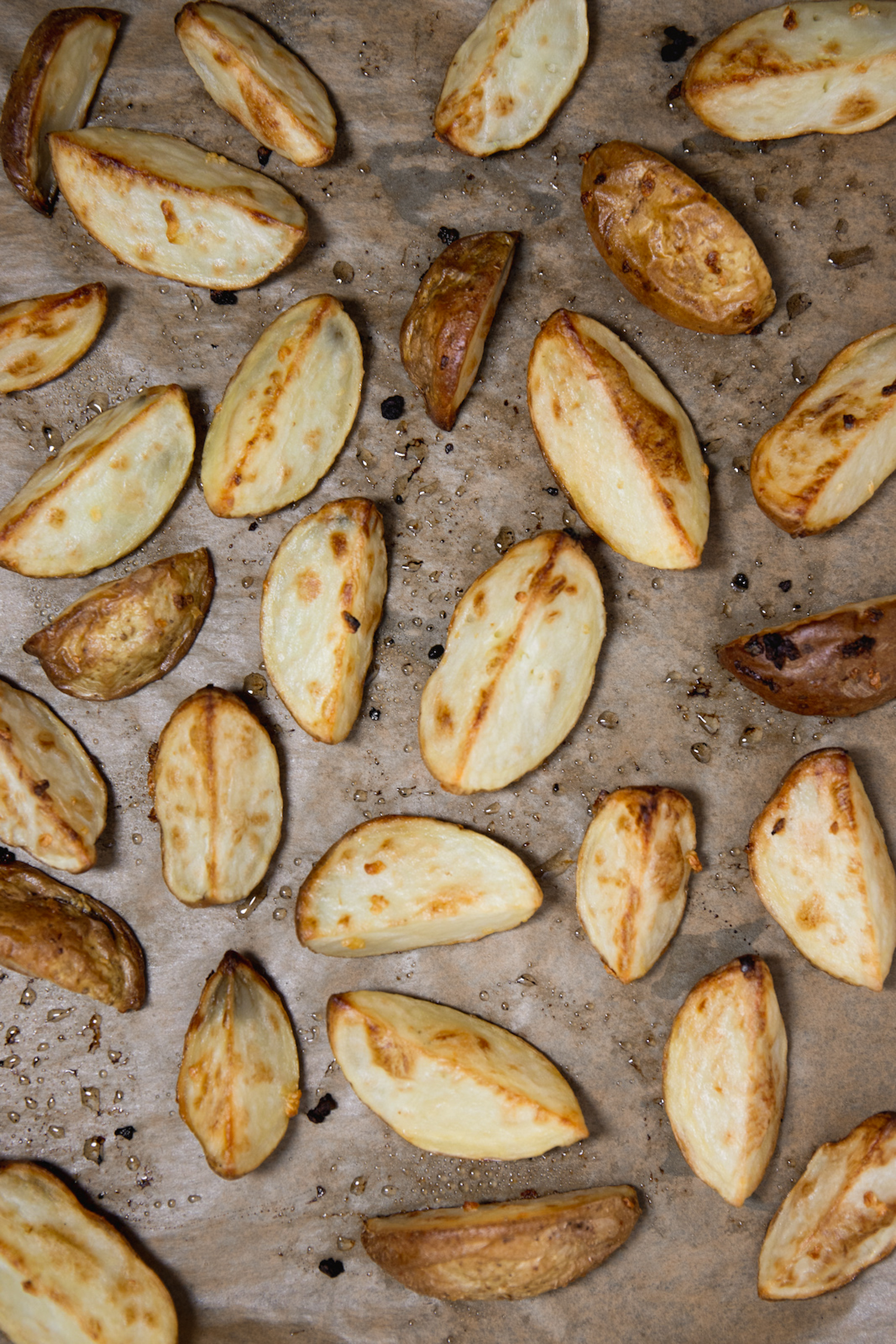 Best Garlic Roasted Potatoes