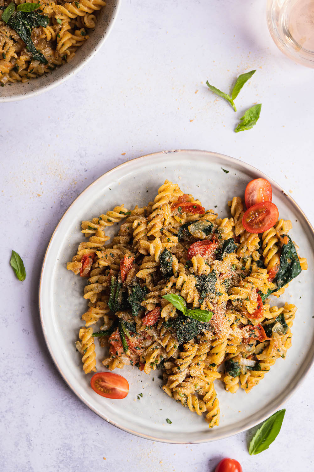 One-Pot Spinach Tomato Pasta