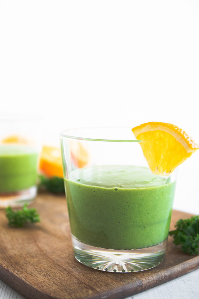 Healthy Green Detox Smoothie - Spoonful of Kindness