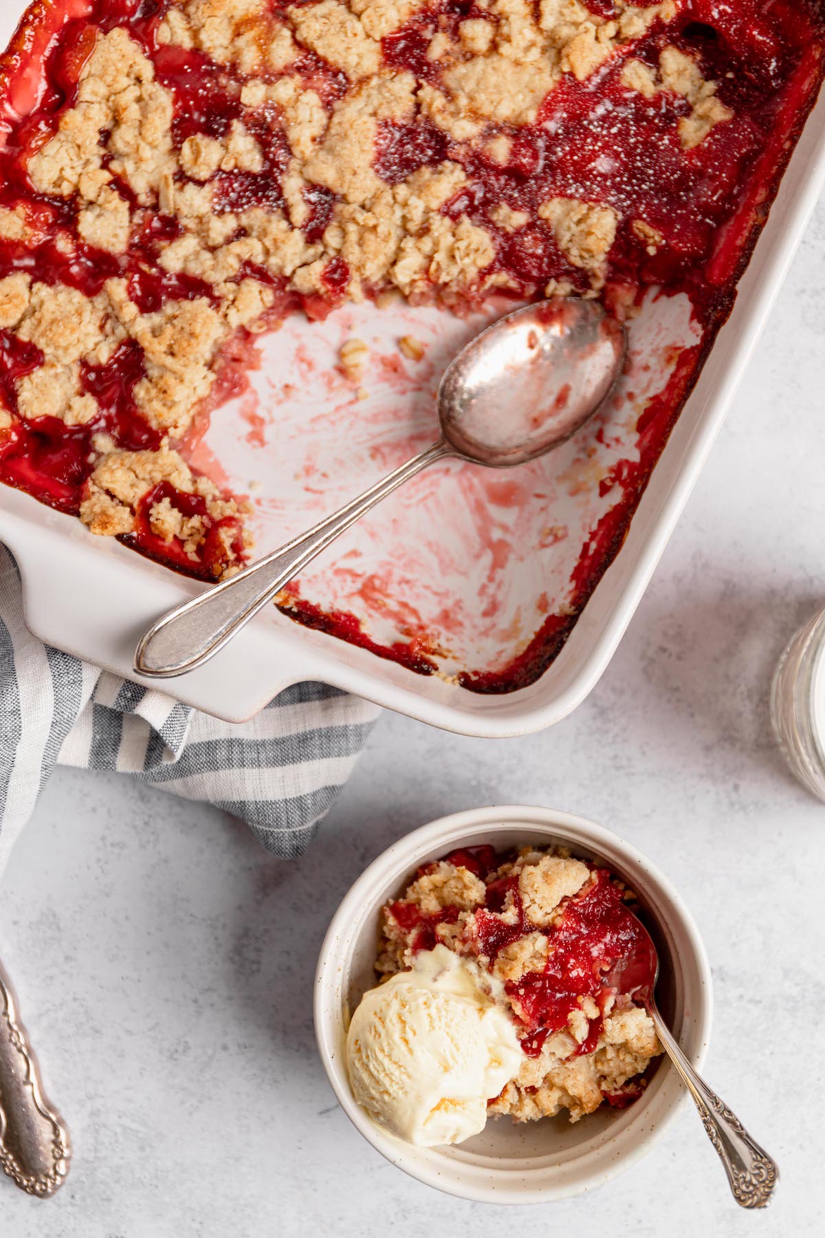 Strawberry Crumble