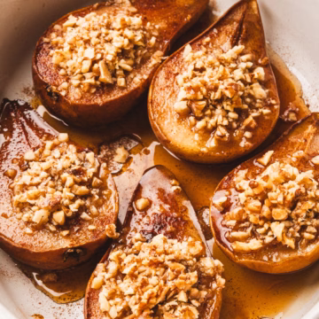 Easy Baked Pears with Walnuts, Cinnamon and Maple Syrup