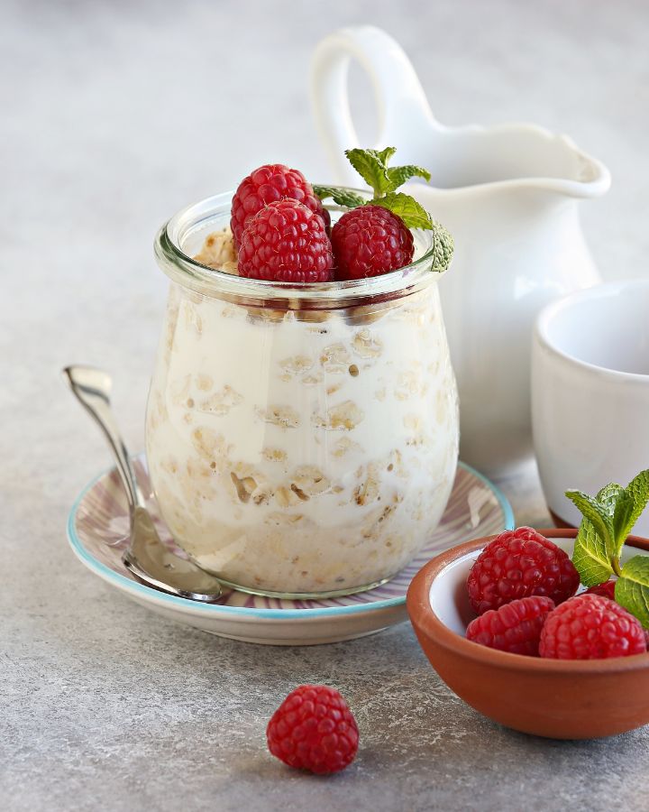 How to Make Overnight Oats - Spoonful of Kindness