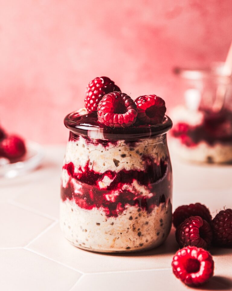 Raspberry Overnight Oats