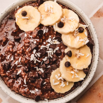 Chocolate Quinoa Breakfast Porridge