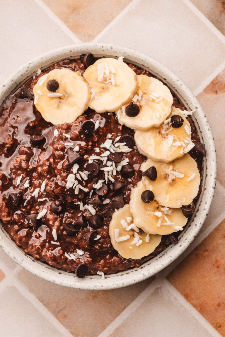 Chocolate Quinoa Breakfast Porridge