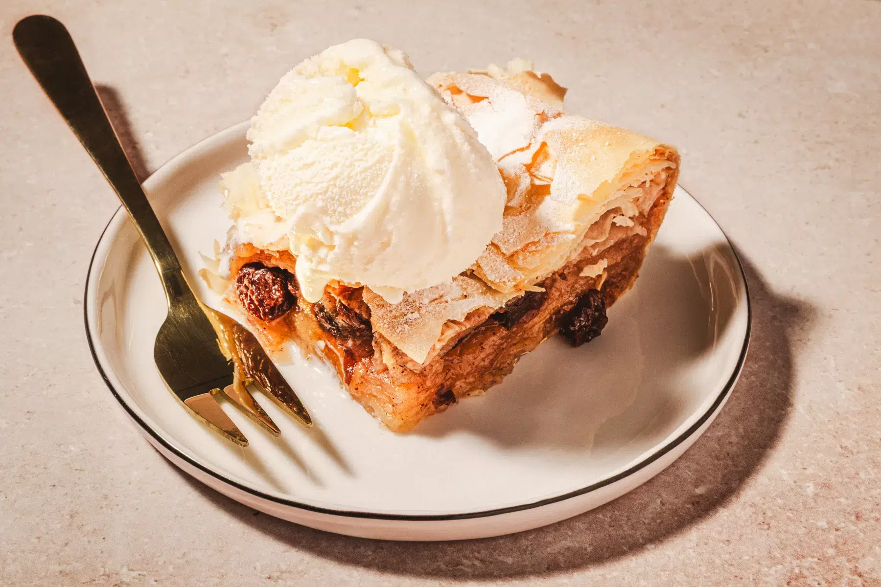 Phyllo Apple Tart (Easy Layered Apple Dessert)