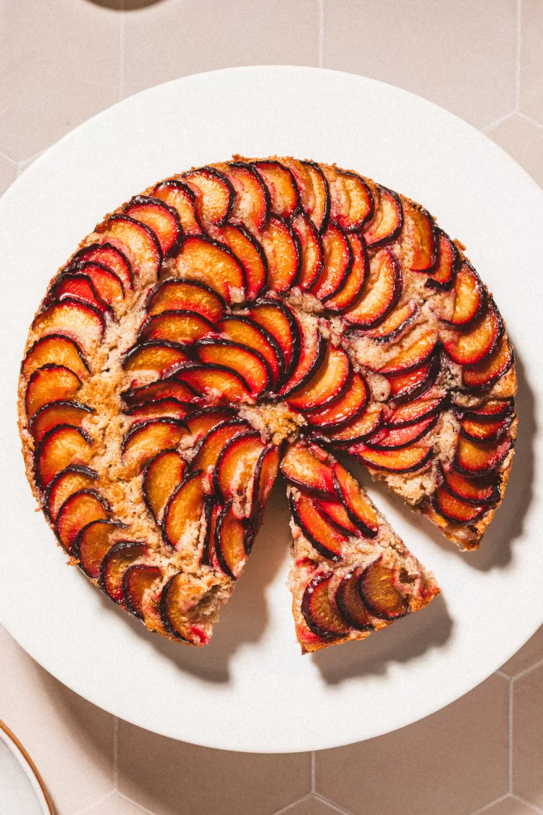 Vegan Plum Cake